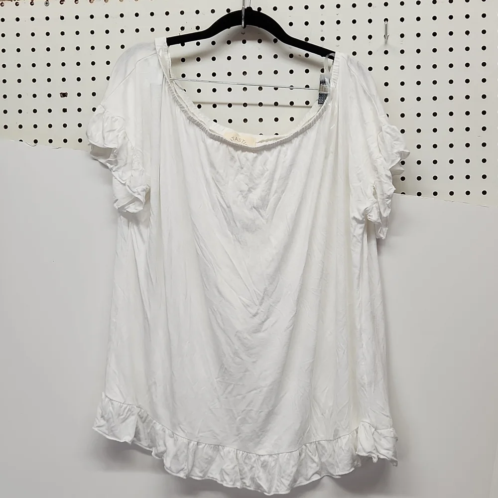 Fantastic Fawn White T-shirt With Ruffles Size Large - Picture 1 of 5